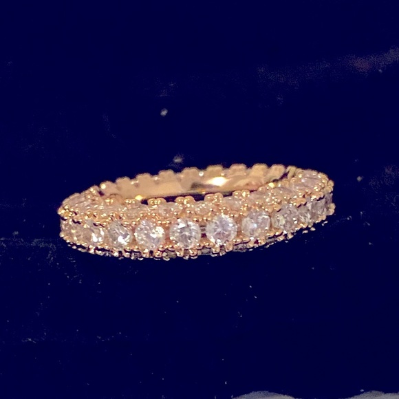18k gold Italian cut 3 row eternity band NWT - Picture 1 of 9